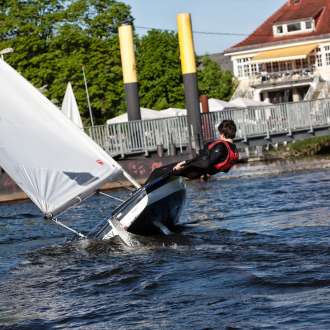 Laser segeln auf der Weser