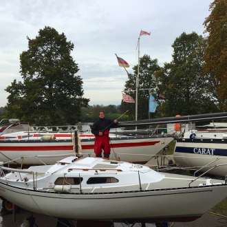 Slippen der Vereinsboote im Segelverein Weser