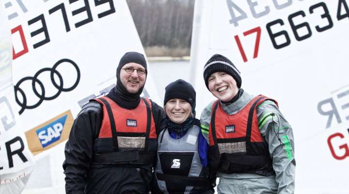Thorsten, Beate und Franka in der ersten Regattapause